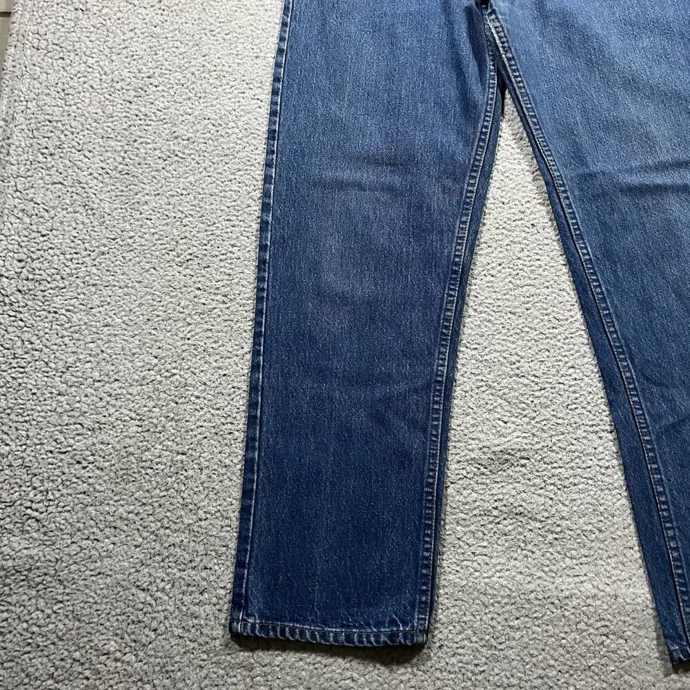 Levis good see